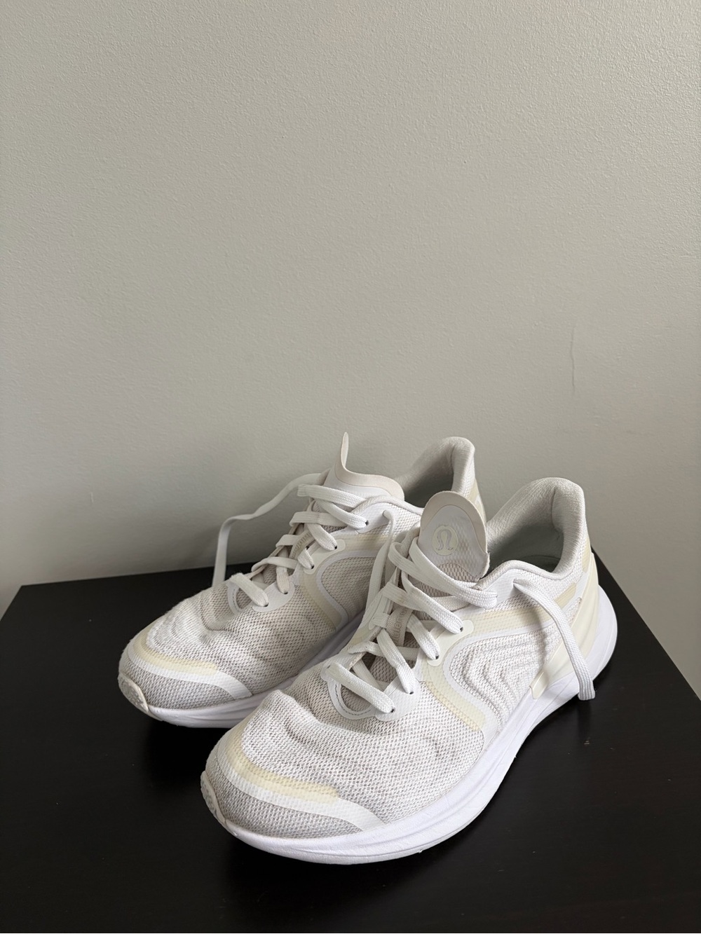 lululemon Blissfeel 2 Women’s Running Shoes, Size 9.